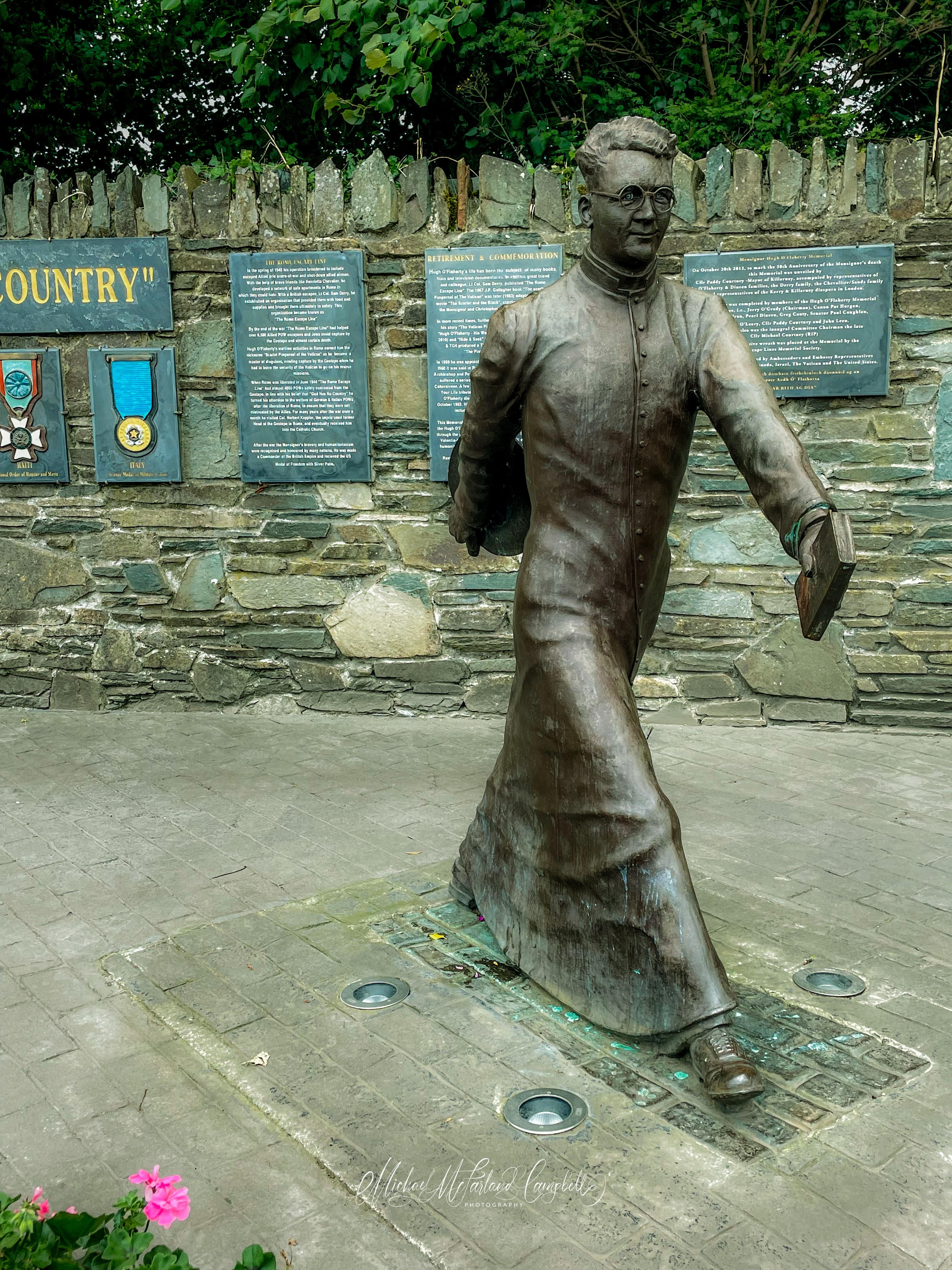 Memorial to Mgr Hugh O'Flaherty